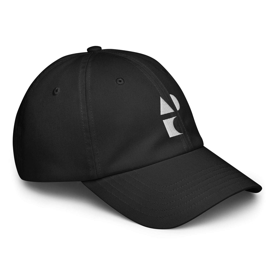 Detailed close‑up of the black Under Armour x Form Fundamentals Stamp Cap (No.08), focusing on the fine fabric texture, stitched seams and partial white Form Fundamentals logo on the side of the structured crown.