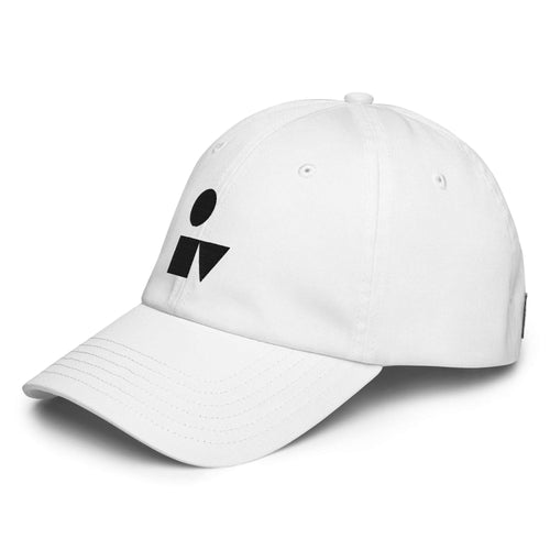 Three‑quarter side view of the black Under Armour x Form Fundamentals Stamp Cap (No.05), highlighting the curved pre‑curved brim, clean six‑panel crown and black geometric Form Fundamentals emblem on the front panel.