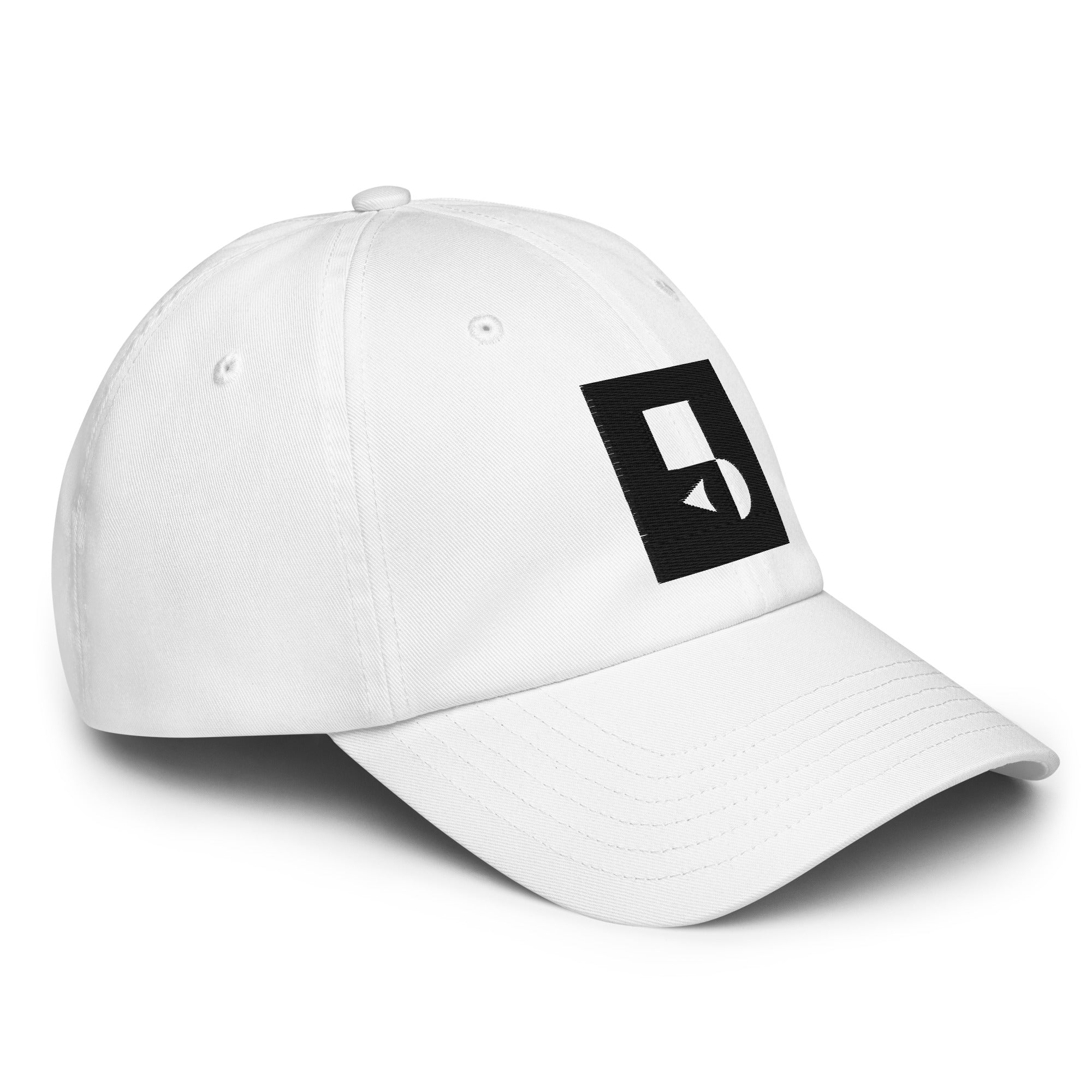 Detailed close‑up of the white Under Armour x Form Fundamentals Stamp Cap (No.11), focusing on the fine fabric texture, stitched seams and partial black Form Fundamentals logo on the side of the structured crown.